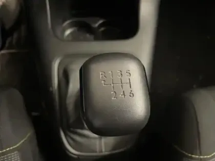 Photo 13 Citroën C3 Gén. III Ph2 NG PLUS 5