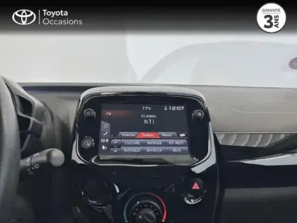 Photo 14 Toyota Aygo Gén. II Ph2 x-cite 5