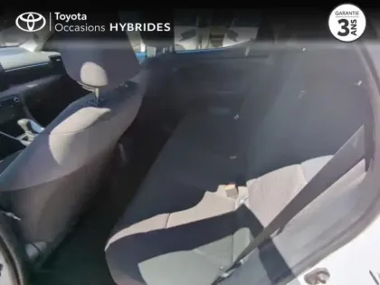 Photo 11 Toyota Yaris  116h Design 5p MC24