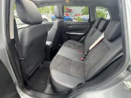 Photo 15 Suzuki Vitara  1.4 Boosterjet Hybrid 129ch Style