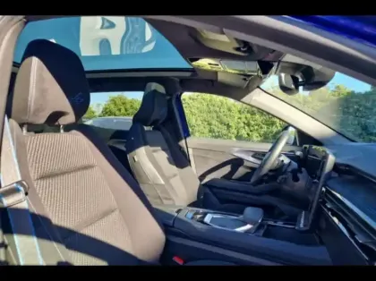 Photo 9 Renault Austral  1.2 E-Tech full hybrid 200ch Iconic esprit Alpine- 24