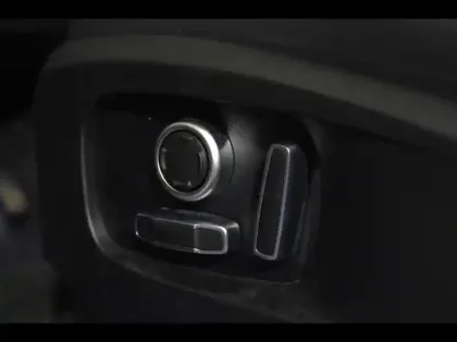 Photo 8 Land rover Defender  130 3.0 D300 X-Dynamic SE