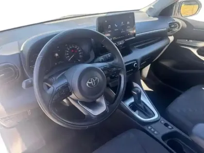 Photo 14 Toyota Yaris  116h Dynamic 5p MC24