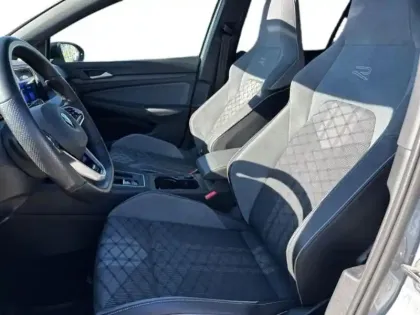 Photo 6 Volkswagen Golf Gén. VIII Ph1 R-Line 5