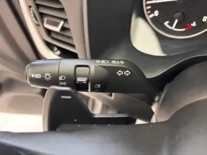 Photo 12 Nissan Qashqai  1.3 Mild Hybrid 158ch N-Connecta Xtronic