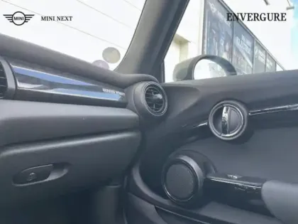 Photo 9 Mini Mini Gén. III (F57) Ph2 Heddon Street 2