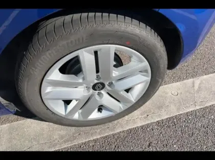 Photo 12 Renault Clio  1.6 E-Tech 145ch full hybrid Evolution - 24