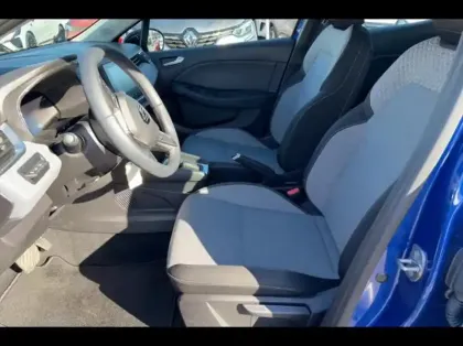 Photo 9 Renault Clio  1.6 E-Tech 145ch full hybrid Evolution - 24