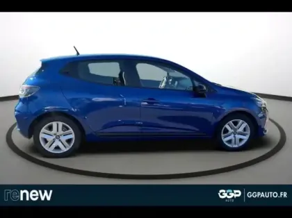 Photo 6 Renault Clio  1.6 E-Tech 145ch full hybrid Evolution - 24