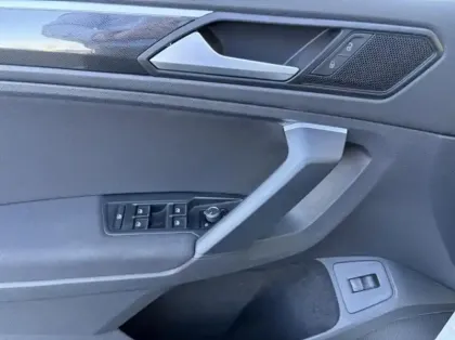 Photo 13 Volkswagen Tiguan Gén. II Ph2 Life Business 5