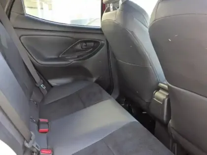 Photo 8 Toyota Yaris  116h GR Sport 5p MY22