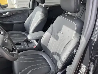 Photo 8 Ford Kuga Gén. III Ph1 Vignale 5