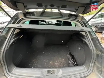 Photo 28 Renault Megane  1.5 Blue dCi 115ch Business Intens