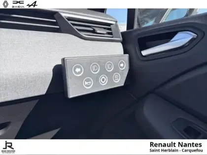 Photo 11 Renault Clio  1.5 Blue dCi 100ch Evolution - AUTO ECOLE