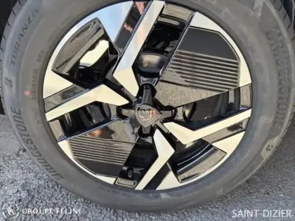 Photo 10 Peugeot 2008 Gén. II Ph2 Allure 5