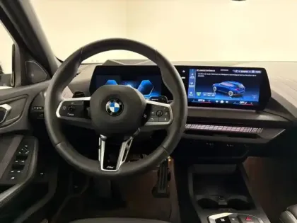 Photo 12 BMW Serie 1 Série 1 120dA 163ch M Sport DKG7