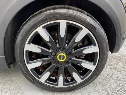 Photo 8 Mini Mini  Cooper SE 184ch Edition Premium BVA 5CV