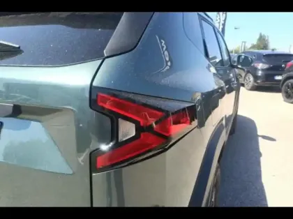 Photo 13 Dacia Duster  1.6 hybrid 140ch Extreme