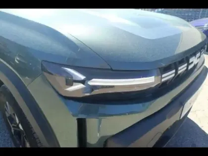 Photo 14 Dacia Duster  1.6 hybrid 140ch Extreme