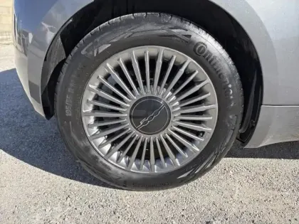 Photo 13 Fiat 500 Gén. II Ph1 MY22 Icône 2