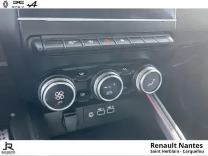 Photo 11 Renault Clio Gén. V (BJA) Ph2 esprit Alpine 5