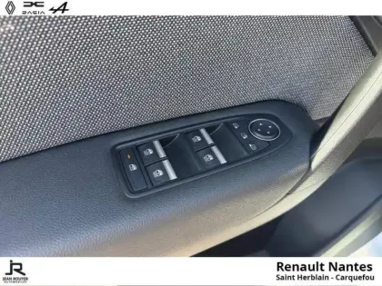 Photo 9 Renault Symbioz Gén. I Ph1 Techno 5