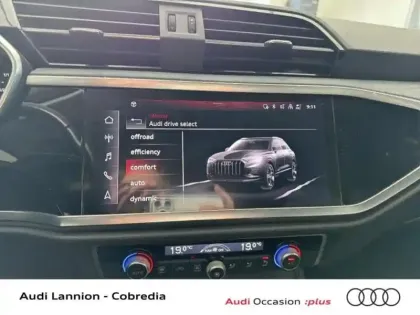 Photo 15 Audi Q3  35 TDI 150ch Design S tronic 7