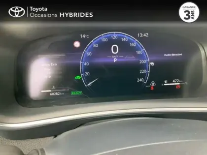 Photo 13 Toyota Corolla  1.8 140ch Dynamic Business