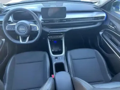 Photo 14 Jeep Avenger Gén. I Ph1 Summit 5