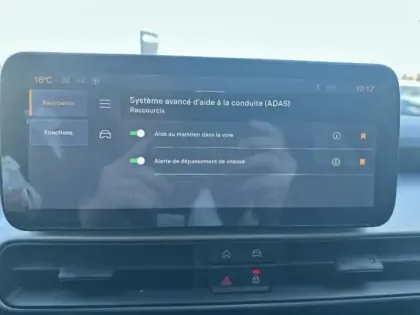 Photo 12 Jeep Avenger Gén. I Ph1 Summit 5