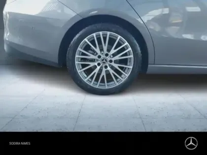 Photo 9 Mercedes CLA Gén. II (C118) Ph2 Progressive Line 4