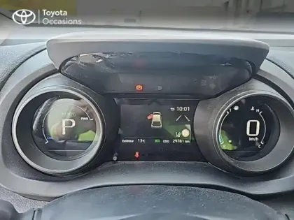 Photo 13 Toyota Yaris  116h Design 5p MY22