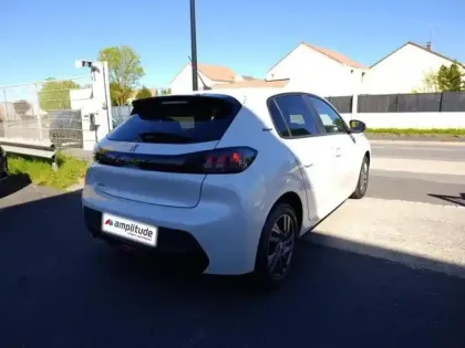 Photo 19 Peugeot 208  1.5 BlueHDi 100ch S&S Style