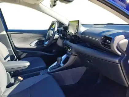 Photo 8 Toyota Yaris Gén. IV Ph1 NG Design 5