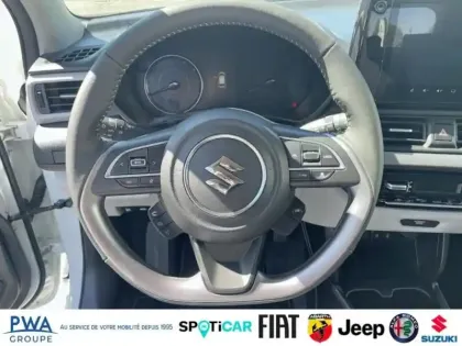 Photo 13 Suzuki Swift  1.2 Hybrid 83ch Pack
