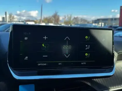 Photo 14 Peugeot 2008 Gén. II Ph1 NG GT Pack 5