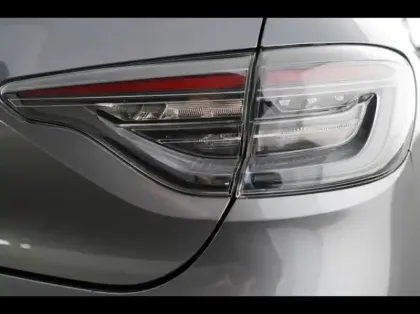 Photo 12 Renault Clio Gén. V (BJA) Ph2 Evolution 5