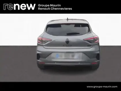 Photo 5 Renault Clio  1.6 E-Tech 145ch full hybrid esprit Alpine - 24
