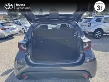 Photo 9 Toyota Yaris Gén. IV Ph1 NG Dynamic Business 5