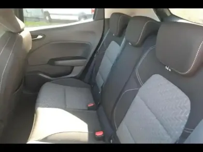 Photo 9 Renault Clio Gén. V (BJA) Ph1 NG Evolution 5