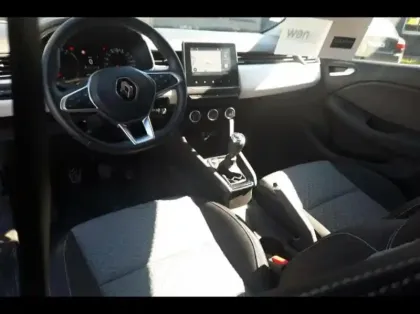 Photo 10 Renault Clio Gén. V (BJA) Ph1 NG Evolution 5