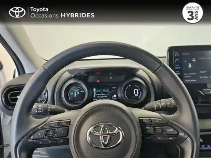 Photo 12 Toyota Yaris  116h Design 5p MY22