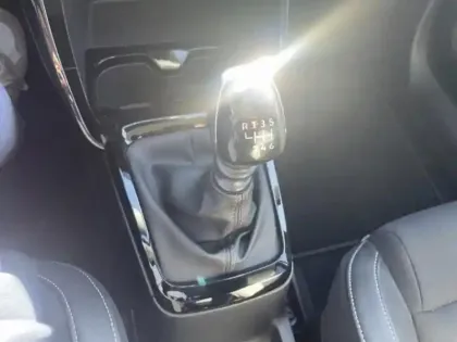 Photo 11 Citroën C3  1.2 Turbo 100ch MAX