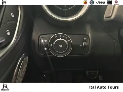 Photo 13 Alfa Romeo Giulia  2.2 Diesel 160ch Intensa AT8