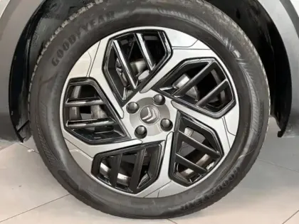 Photo 9 Citroën C4  BlueHDi 110ch S&S Feel Pack