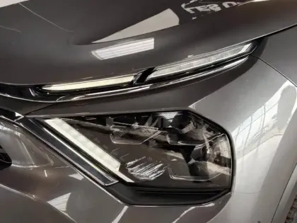 Photo 8 Citroën C4  BlueHDi 110ch S&S Feel Pack