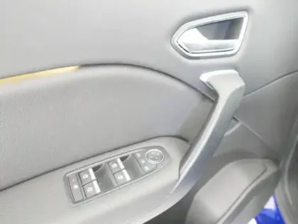 Photo 9 Renault Captur Gén. II (HJB) Ph1 Intens 5