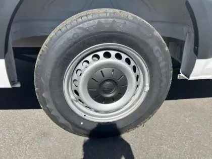 Photo 8 Volkswagen Crafter Gén. II Ph1 NG Business 4