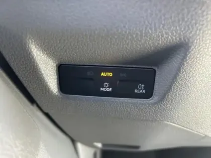 Photo 14 Volkswagen Crafter Gén. II Ph1 NG Business 4