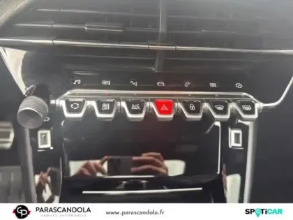 Photo 13 Peugeot 208  1.2 PureTech 100ch S&S GT Line EAT8